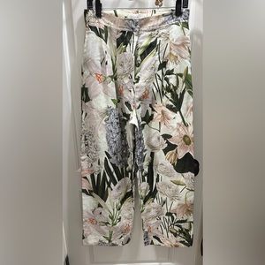 Isla & White floral pant - NWT